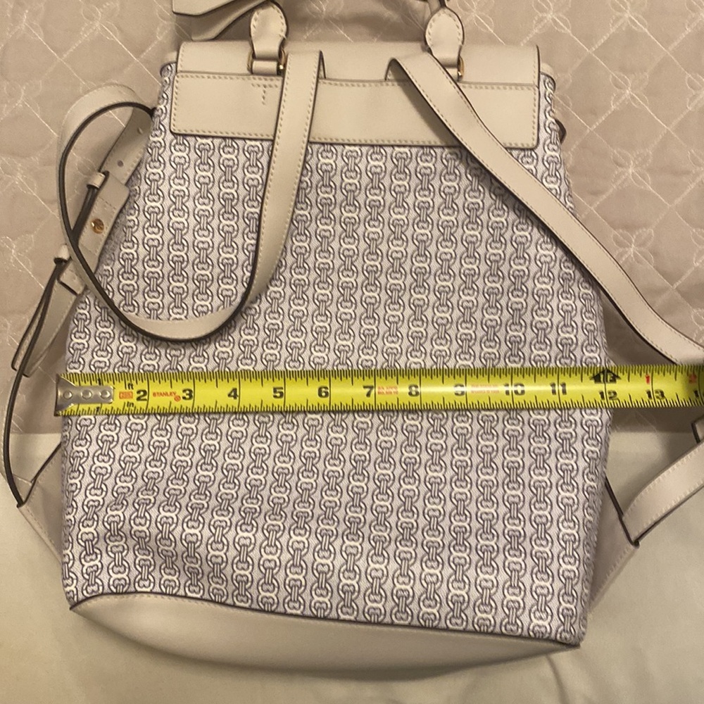 New (tag is there but fell off) Tory Burch bookbag - Picture 9 of 9